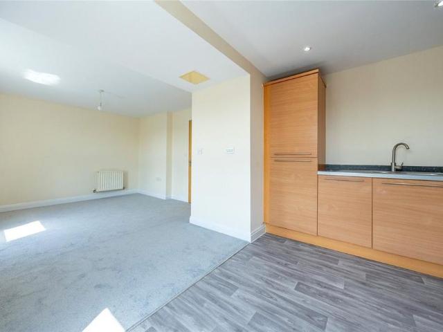 Apartment for rent in Midway, Kent