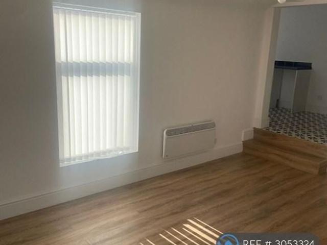 Apartment for rent in Cowley Hill, St Helens