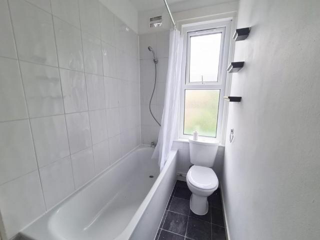 Apartment for rent in Seven Kings, Isle Of Man