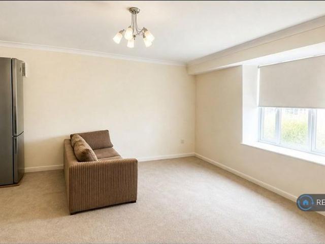 Apartment for rent in Well Hall, Greater London