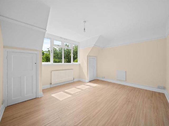 Apartment for rent in Greater London