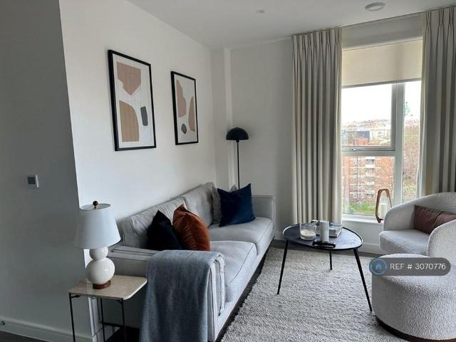 Apartment for rent in London Borough of Ealing, Greater London