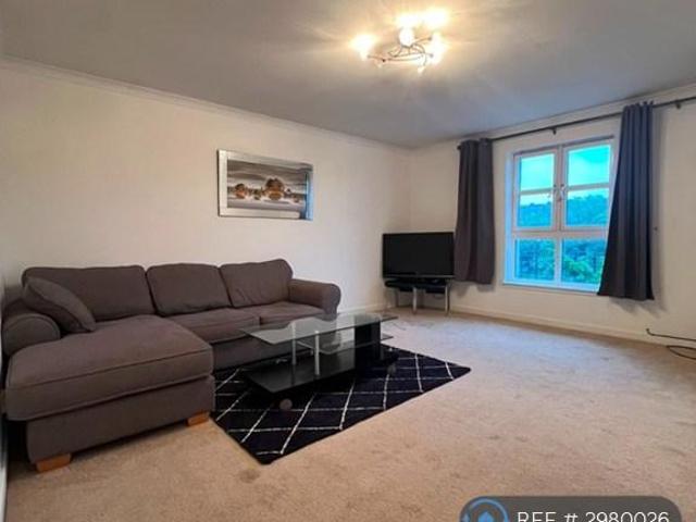 Flat for rent in Ferryhill, Ballindoch