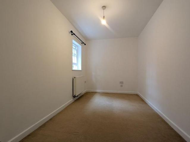 Apartment for rent in Buckland, Ash