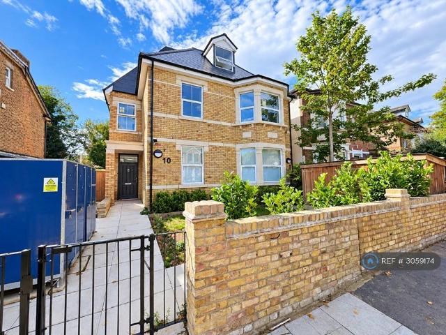 Flat for rent in London Borough of Brent, Greater London