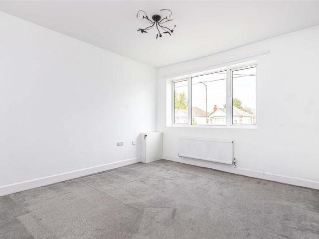 Apartment for rent in Throop, Bournemouth