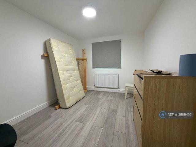Apartment for rent in Pouchen End, Hertfordshire