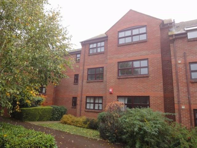 Flat for rent in St Leonards, Watergate