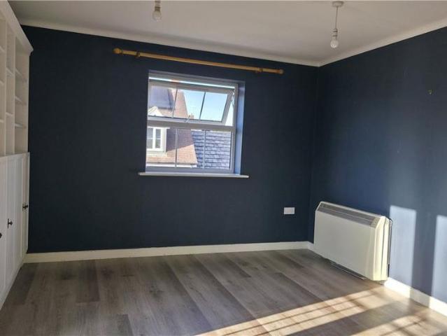 Apartment for rent in Haydon End, Abbey Mead