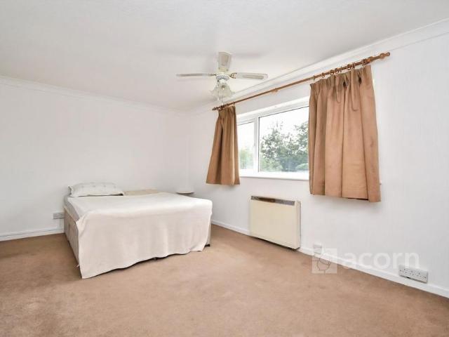 Apartment for rent in Lessness Heath, Greater London