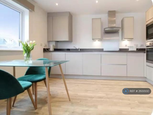 Flat for rent in Monks Orchard, Kent