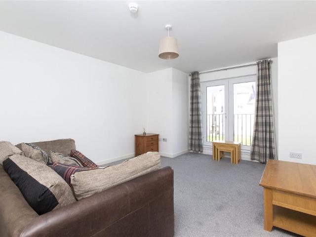 Flat for rent in Greendykes, Craigmillar