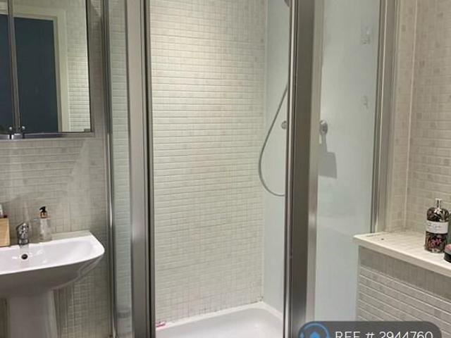 Apartment for rent in Royal Wells Park, Tunbridge Wells