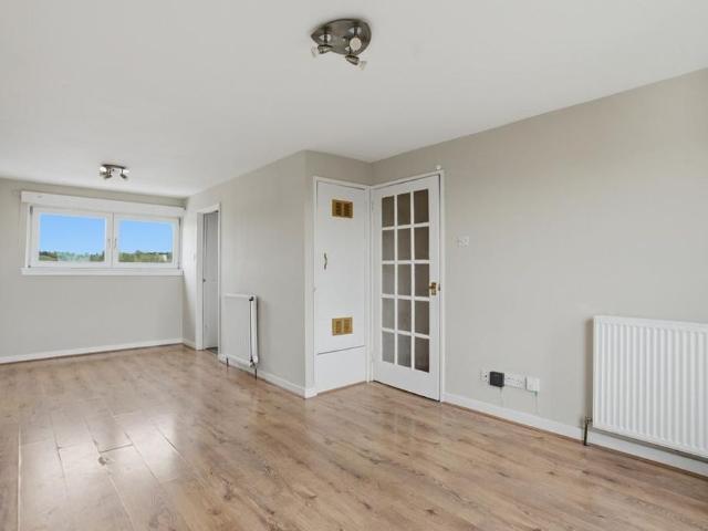 Apartment for rent in Redhall, Scotland