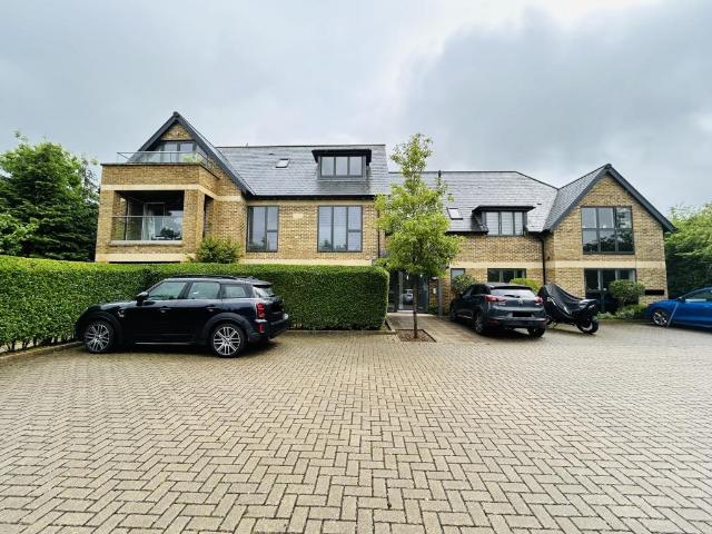 Flat for rent in Dromore, Oxfordshire