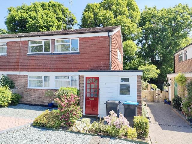 Flat for rent in Walstead, Perryfields