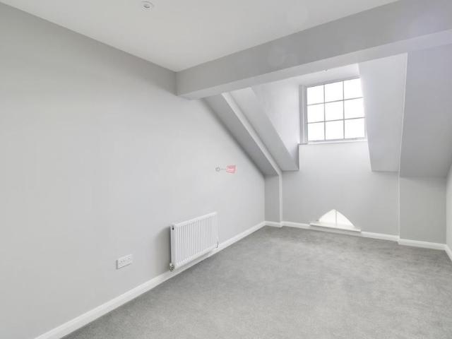 Apartment for rent in Brompton, Gillingham