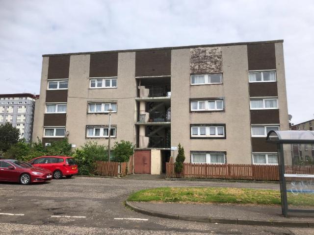 Flat for rent in The Calders, Wester Hailes