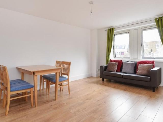 Apartment for rent in Norbiton, Greater London