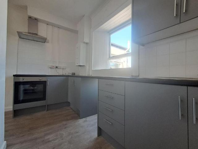Flat for rent in Pembroke Dock, Wales