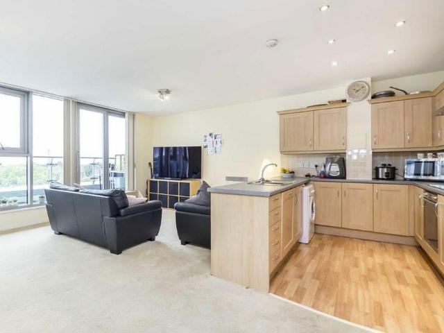 Apartment for rent in London Borough of Croydon, Norbury