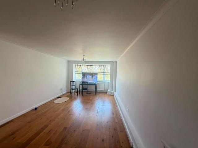 Apartment for rent in Hornsey, Greater London
