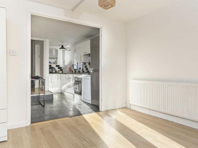 Apartment for rent in Putney, Greater London