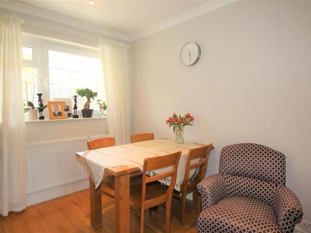 Flat for rent in Putney, Greater London