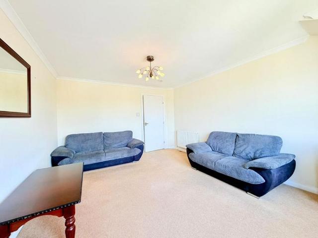 Apartment for rent in Bridgend, Moneydie