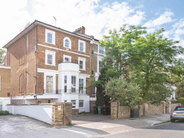 Apartment for rent in Belsize Park, Cat Hill