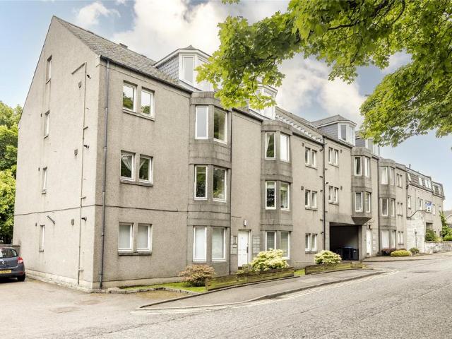 Flat for rent in Ballindoch, Scotland