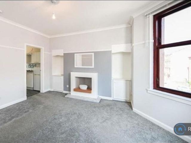 Apartment for rent in Scotstounhill, Scotstoun