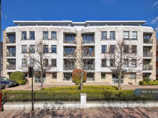 Apartment for rent in St James, Sandown Park