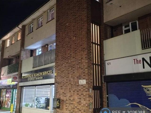 Flat for rent in Marks Gate, Greater London