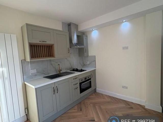 Apartment for rent in Willesden Green, Greater London