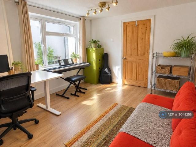 Apartment for rent in Brunswick, Hove