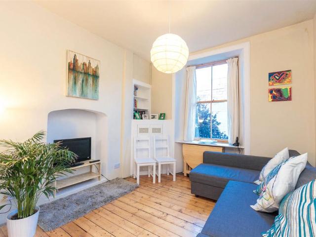 Flat for rent in Lorne, Pilrig