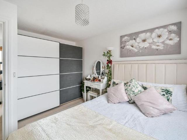 Apartment for rent in Slough