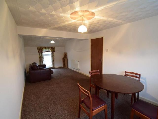 Apartment for rent in Ferndale, Wales