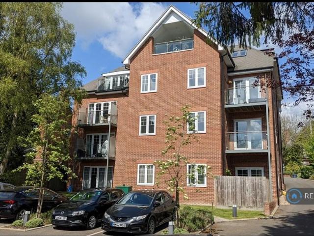 Flat for rent in Cressex, Isle Of Man
