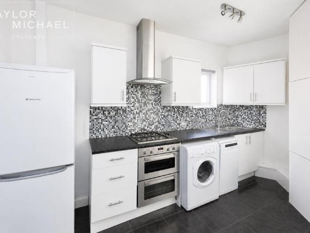 Flat for rent in Round Hill, Brighton & Hove