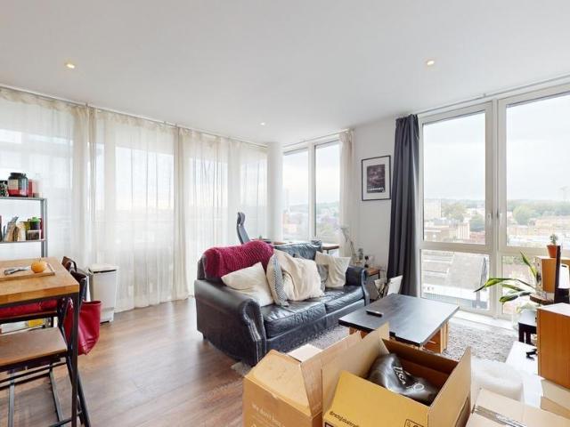Flat for rent in Glyndon, Greater London
