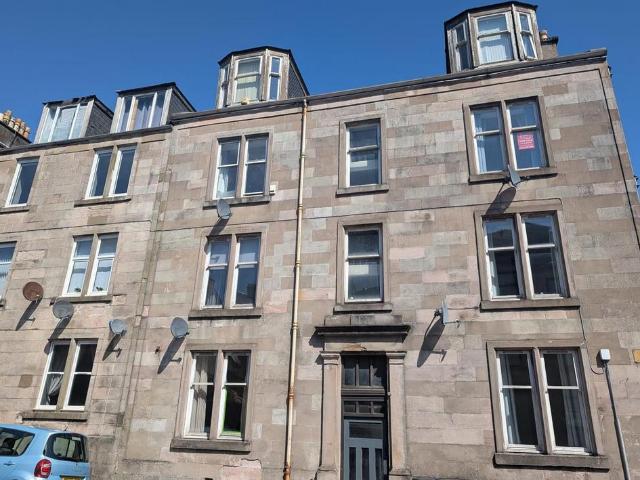 Flat for rent in Greenock, Scotland
