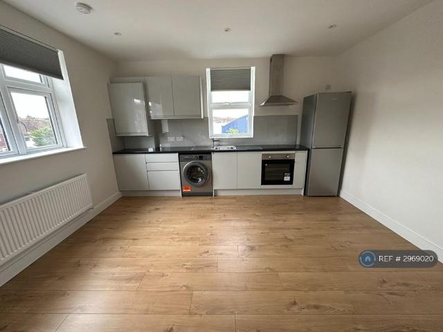 Flat for rent in Greater London