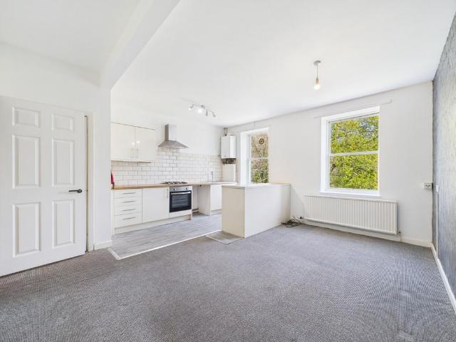 Flat for rent in North Prospect, Mount Wise