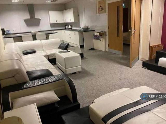 Apartment for rent in Avenham, Higher Bartle