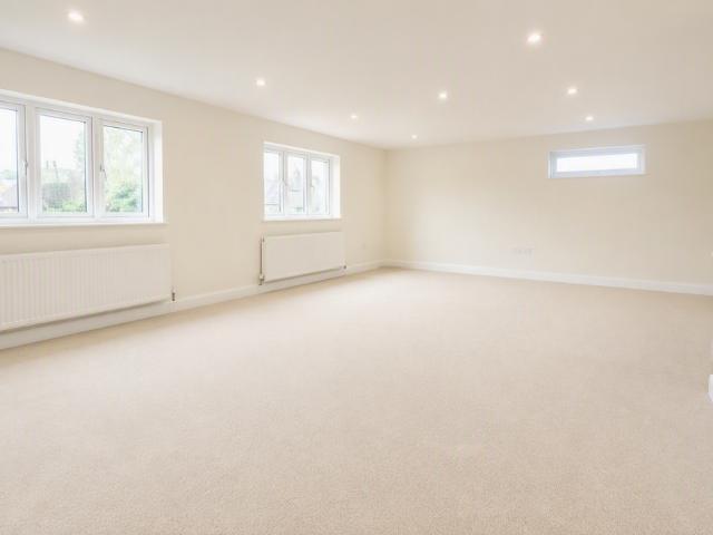 Apartment for rent in Red Hill, Surrey
