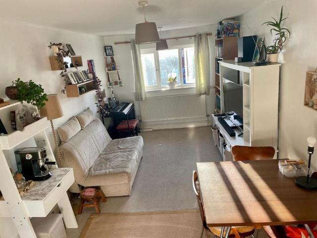Apartment for rent in Pengam Green, Cardiff