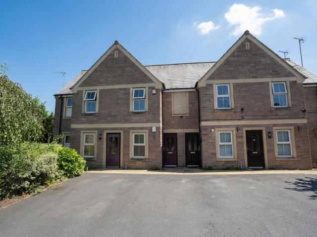 Flat for rent in Mosborough, South Yorkshire