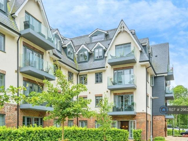 Apartment for rent in Sheerwater, Woking